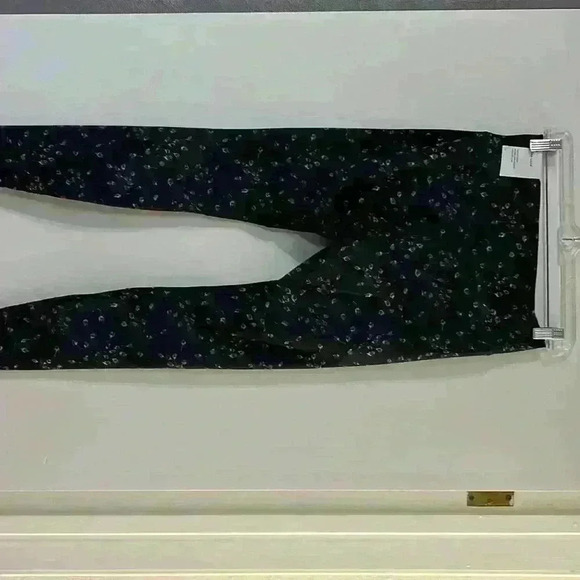 NWT Nike Dry fit lux leggings - Picture 3 of 7